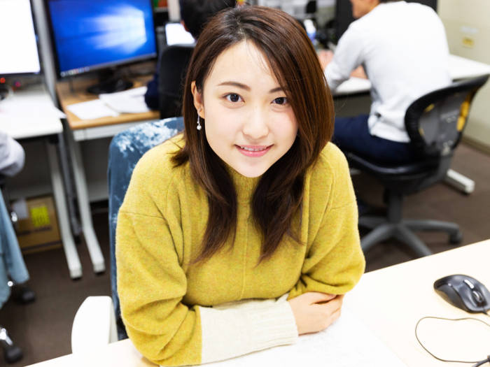精密加工する理系女子 次世代デバイスに必須の微小光共振器を研究中 Emira