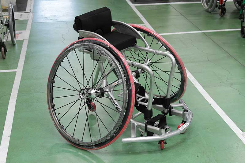 2025円 人気の雑貨がズラリ！ スポーツ用車椅子